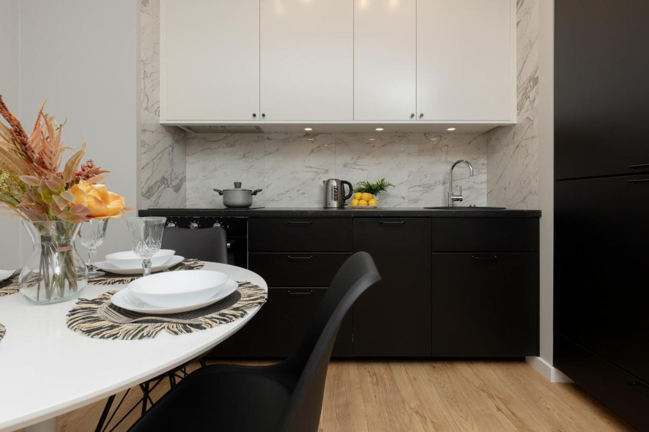 Modern Apartment With Balcony Mokotow Business Centre By Noclegi Renters Warszawa Zewnętrze zdjęcie