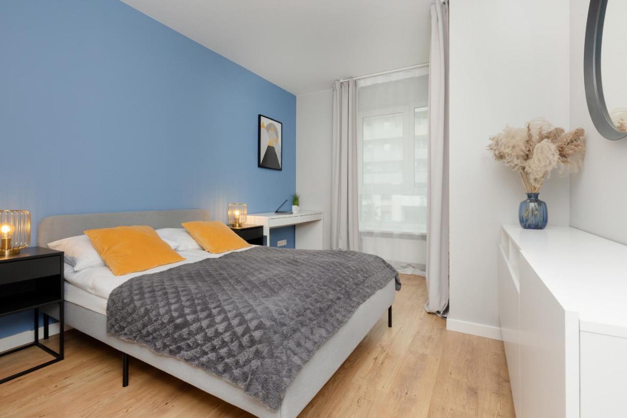 Modern Apartment With Balcony Mokotow Business Centre By Noclegi Renters Warszawa Zewnętrze zdjęcie